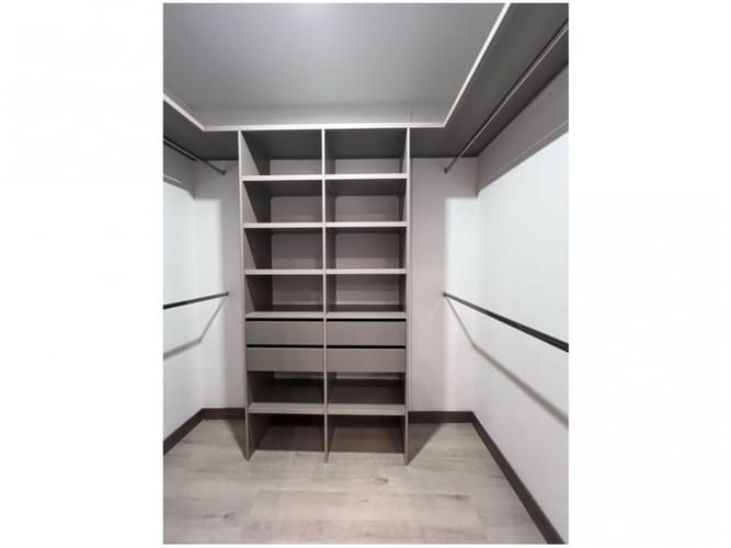 Apartamento de 1 alcoba en venta en San Lucas, Medellín, 52 m² · foto 6 de 23