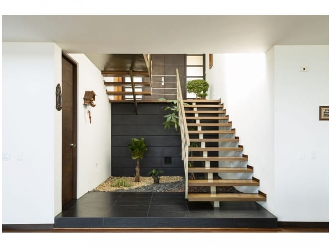 Casa de 4 alcobas en venta en Las Lomitas, Sabaneta, 1392 m² · foto 4 de 24