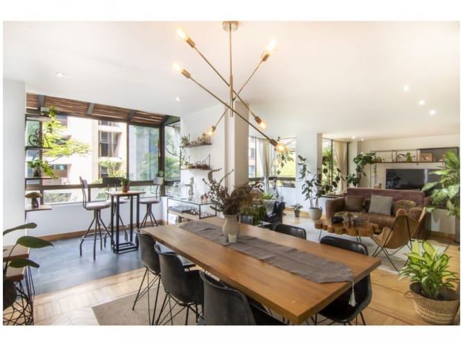 Apartamento de 3 alcobas en venta en Las Lomas, Medellín, 300 m² · foto 2 de 11