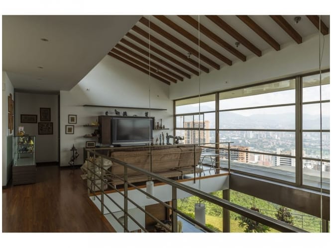 Casa de 4 alcobas en venta en Las Lomitas, Sabaneta, 1392 m² · foto 21 de 24