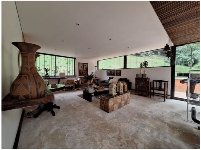 Apartamento de 3 alcobas en venta en Los Naranjos, Medellín, 174 m² · foto 9 de 24