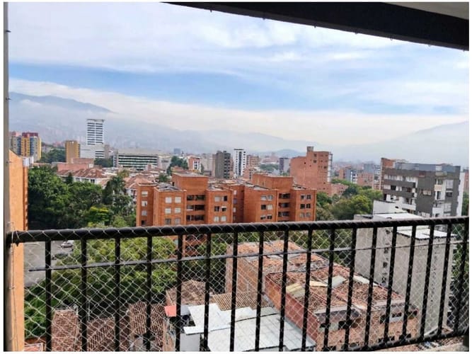 Apartamento de 3 alcobas en venta en Belen La Palma, Medellín, 94 m² · foto 3 de 19