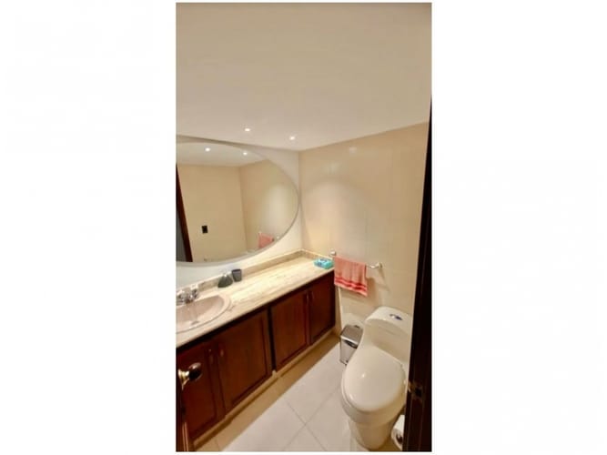 Apartamento de 3 alcobas en venta en El Poblado, Medellín, 151 m² · foto 12 de 24