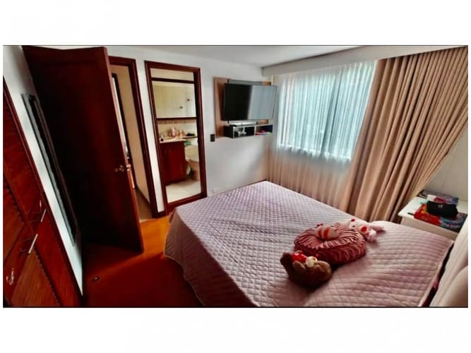 Apartamento de 3 alcobas en venta en El Poblado, Medellín, 151 m² · foto 22 de 24