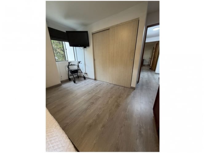 Apartamento de 3 alcobas en venta en La Florida, Medellín, 101 m² · foto 8 de 15