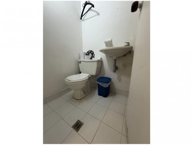 Apartamento de 3 alcobas en venta en La Florida, Medellín, 101 m² · foto 14 de 15