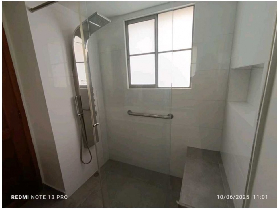 Apartamento en venta en Laureles, Medellín · foto 23 de 24