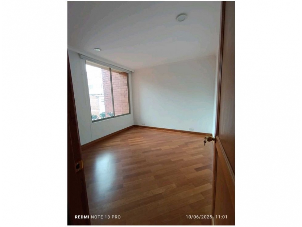 Apartamento en venta en Laureles, Medellín · foto 24 de 24