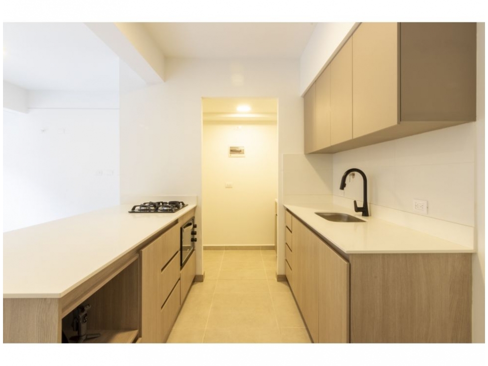 Apartamento en venta en El Poblado, Medellín · foto 6 de 21