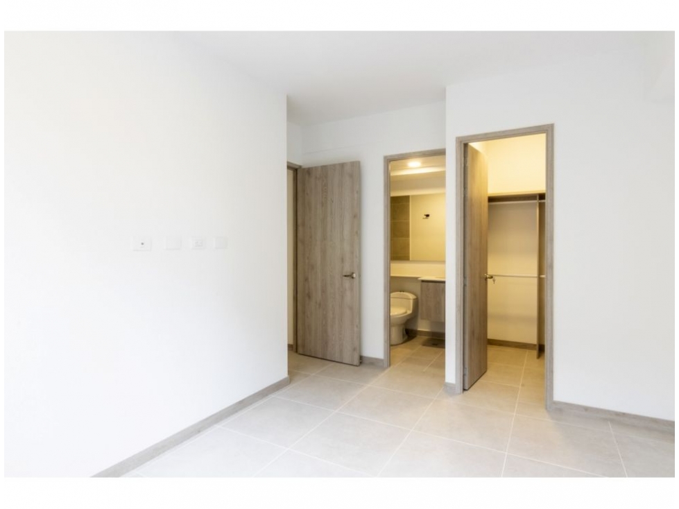 Apartamento en venta en El Poblado, Medellín · foto 10 de 21