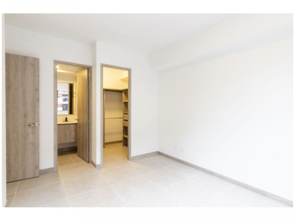 Apartamento en venta en El Poblado, Medellín · foto 11 de 21