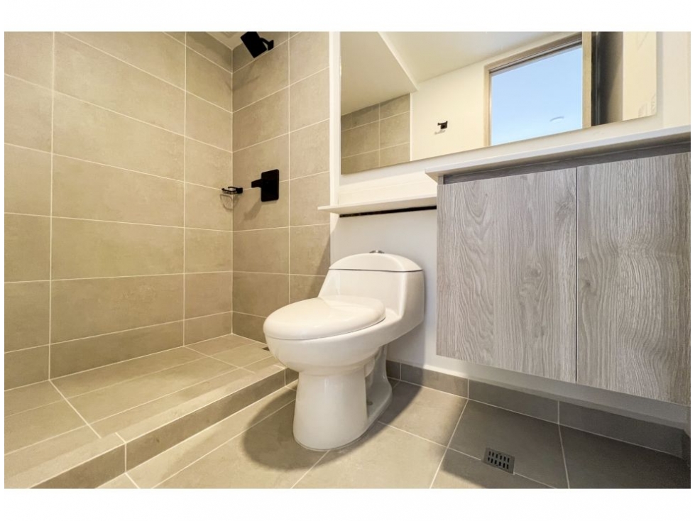 Apartamento en venta en El Poblado, Medellín · foto 21 de 21