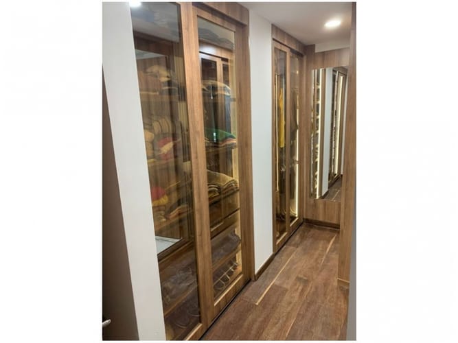 Apartamento de 2 alcobas en venta en Vía Las Palmas, El Retiro, 136 m² · foto 18 de 24