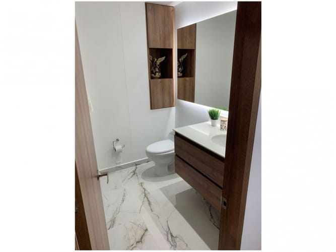Apartamento de 2 alcobas en venta en Vía Las Palmas, El Retiro, 136 m² · foto 21 de 24