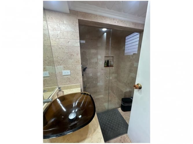 Apartamento de 3 alcobas en venta en El Diamante No. 2, Medellín, 96 m² · foto 18 de 19