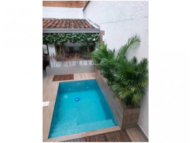 Casa de 4 alcobas en venta en Laureles, Medellín, 380 m² · foto 4 de 11