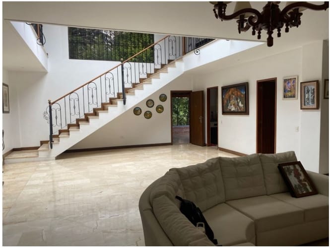 Casa de 3 alcobas en venta en El Poblado, Medellín, 380 m² · foto 7 de 24