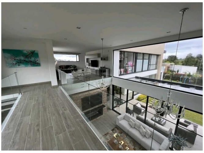 Casa de 5 alcobas en venta en Las Palmas, Envigado, 2000 m² · foto 8 de 17