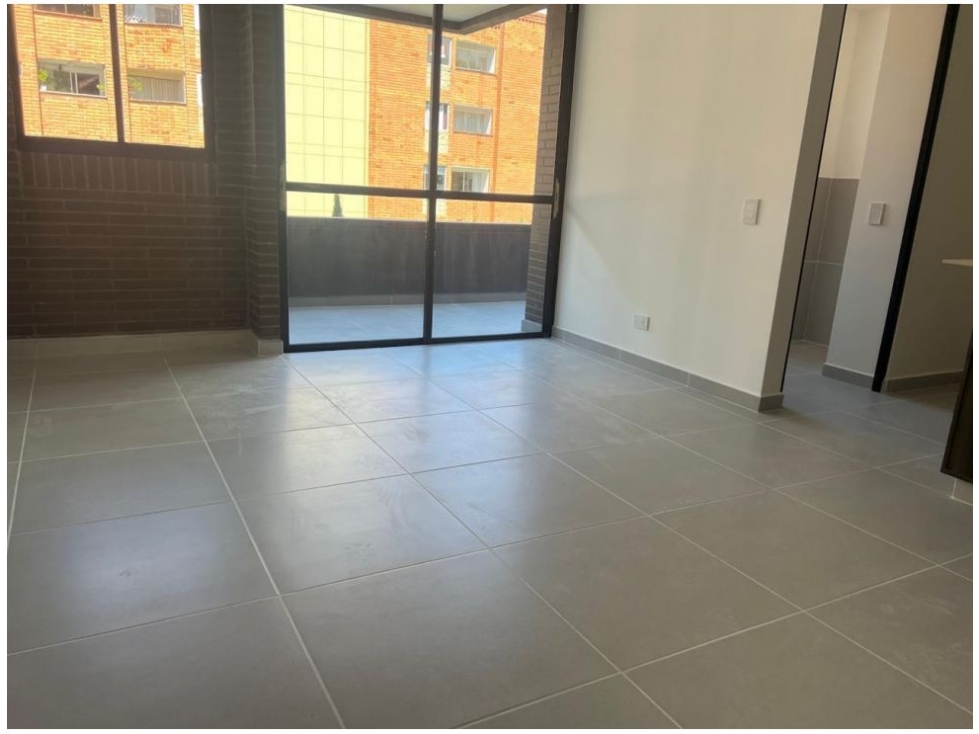Apartamento en venta en Laureles, Medellín · foto 3 de 12