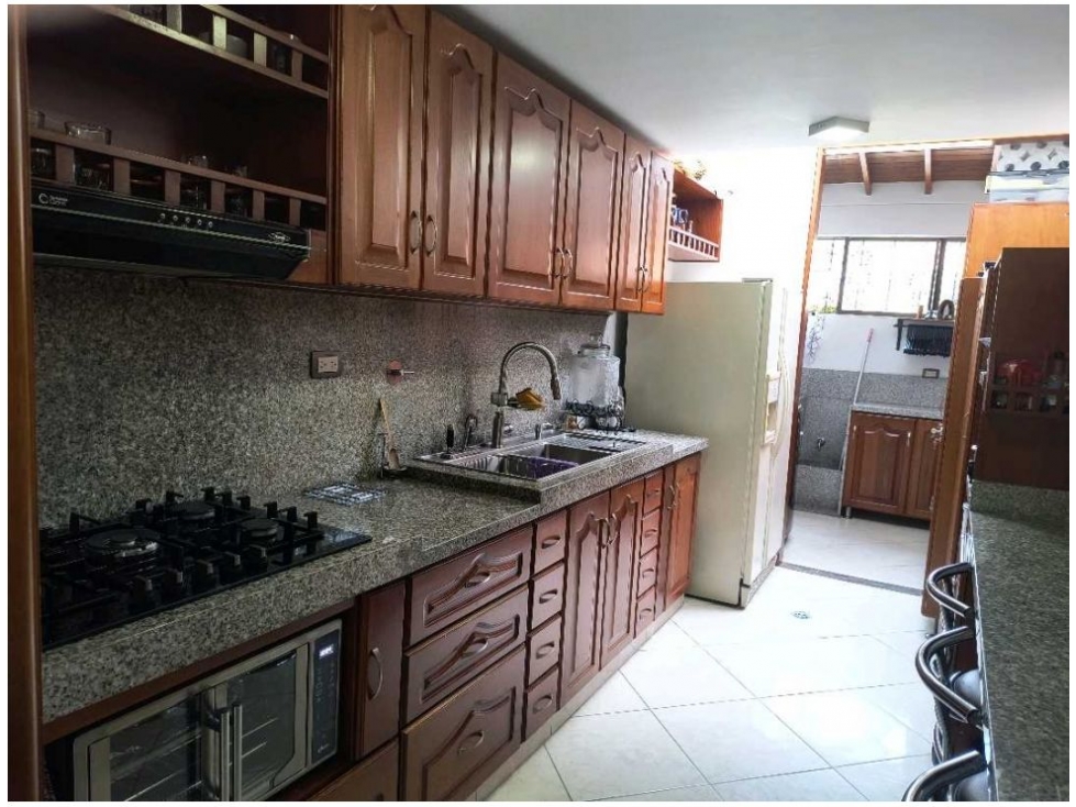 3BR House in Loma de los bernal (150 m²) for Sale - 2