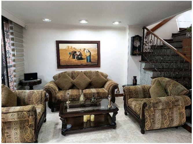 Casa de 3 alcobas en venta en Belén, Medellín, 150 m² · foto 9 de 24
