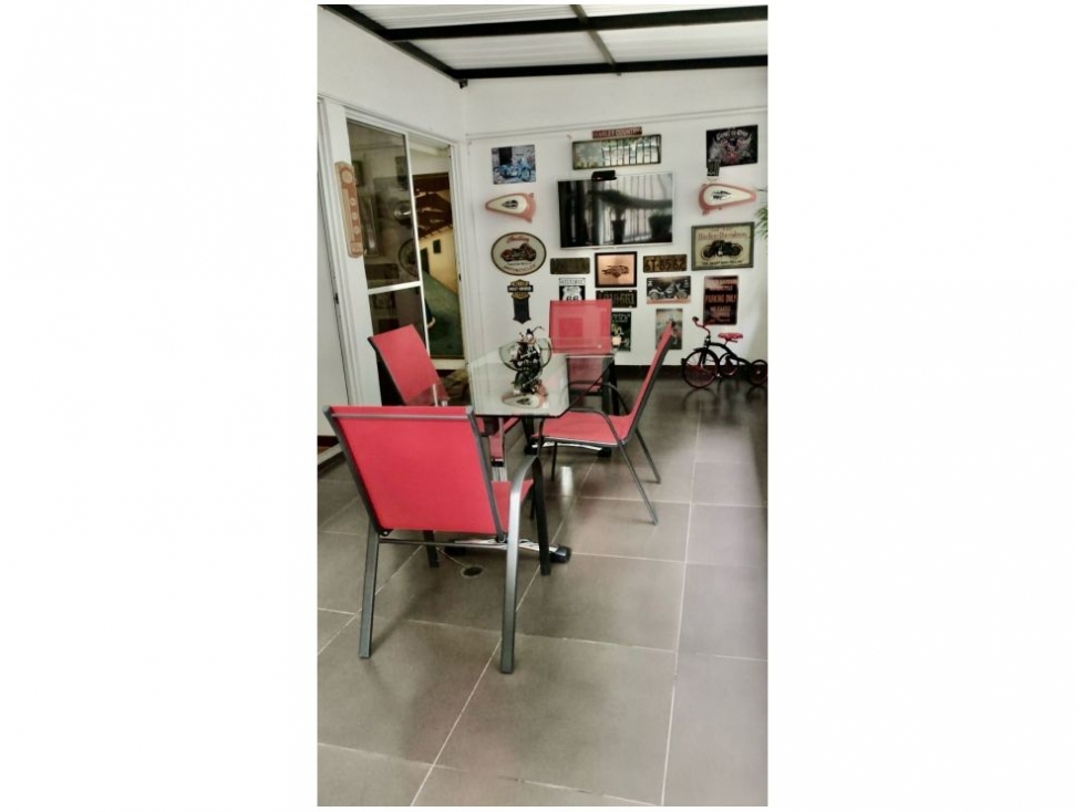 Apartamento en venta en El Poblado, Medellín · foto 6 de 23