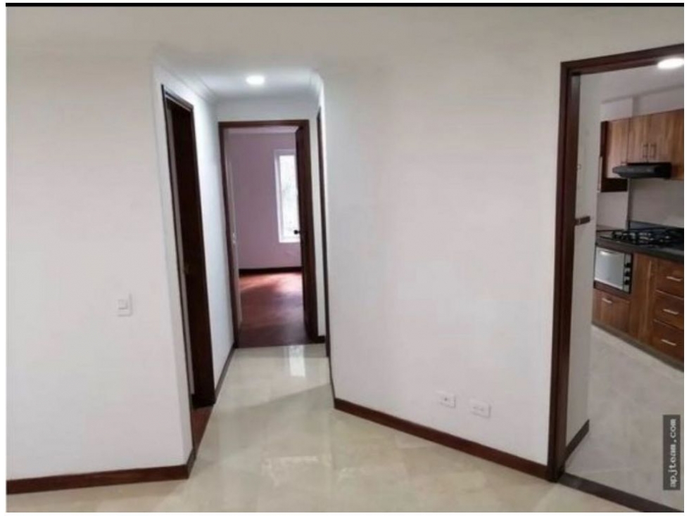 Apartamento en venta en El Poblado, Medellín · foto 10 de 23