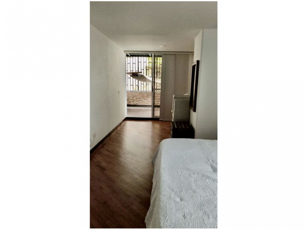 Apartamento en venta en El Poblado, Medellín · foto 21 de 23
