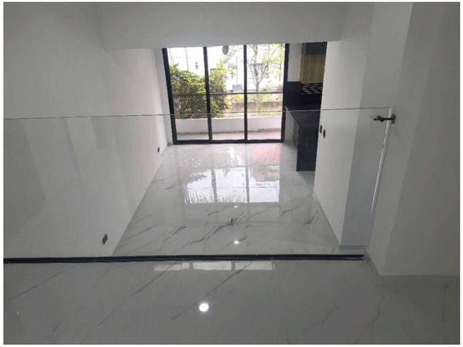 Casa de 3 alcobas en venta en La Castellana, Medellín, 127 m² · foto 3 de 18