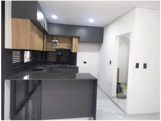 Casa de 3 alcobas en venta en La Castellana, Medellín, 127 m² · foto 4 de 18