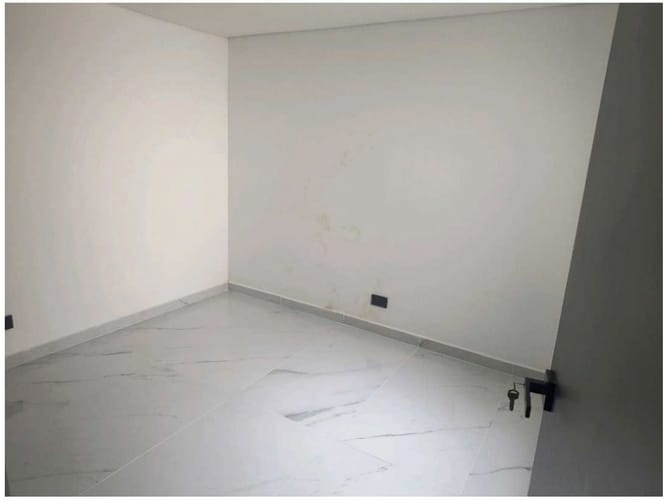 Casa de 3 alcobas en venta en La Castellana, Medellín, 127 m² · foto 8 de 18