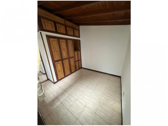 Casa de 4 alcobas en venta en Prados De Sabaneta, Sabaneta, 126 m² · foto 16 de 16