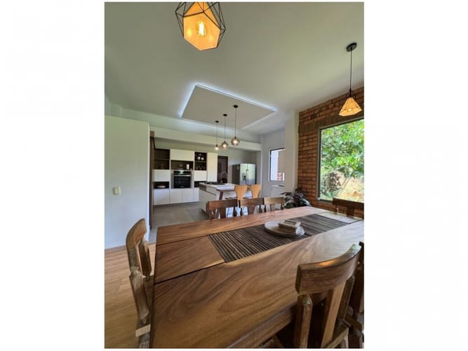 Casa de 5 alcobas en venta en La Doctora, Sabaneta, 320 m² · foto 6 de 24