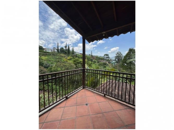 Casa de 5 alcobas en venta en La Doctora, Sabaneta, 320 m² · foto 14 de 24