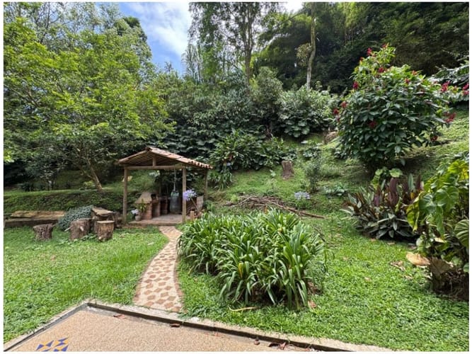 Casa de 5 alcobas en venta en La Doctora, Sabaneta, 320 m² · foto 23 de 24