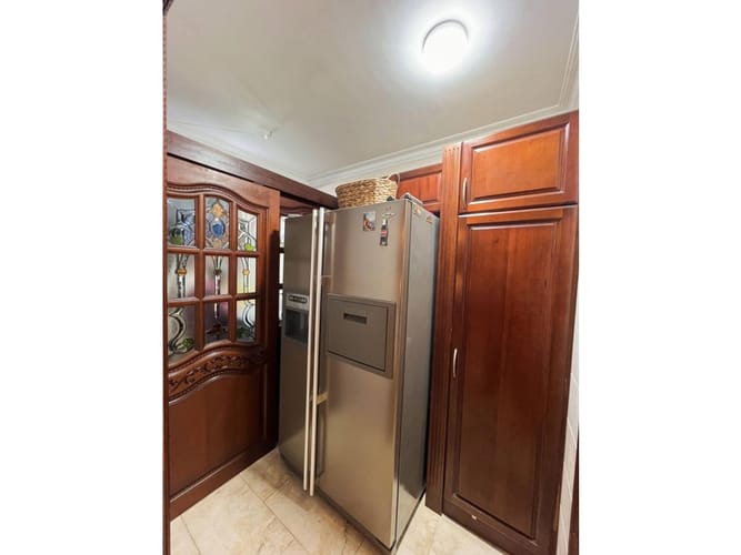 Casa de 4 alcobas en venta en Escobero, Envigado, 321 m² · foto 5 de 6