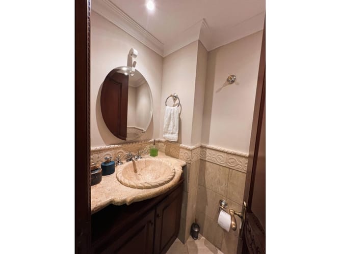 Casa de 4 alcobas en venta en Escobero, Envigado, 321 m² · foto 6 de 6