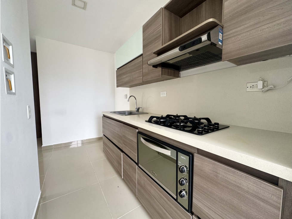 Apartamento en venta en Loma Del Esmeraldal, Envigado · foto 4 de 6