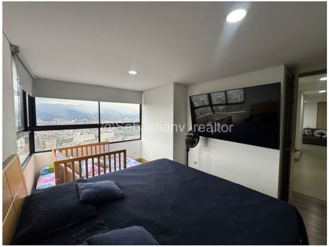 Apartamento de 3 alcobas en venta en El Poblado, Medellín, 88 m² · foto 16 de 21