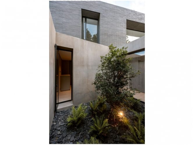 Casa de 4 alcobas en venta en El Dorado, Envigado, 1076 m² · foto 5 de 18