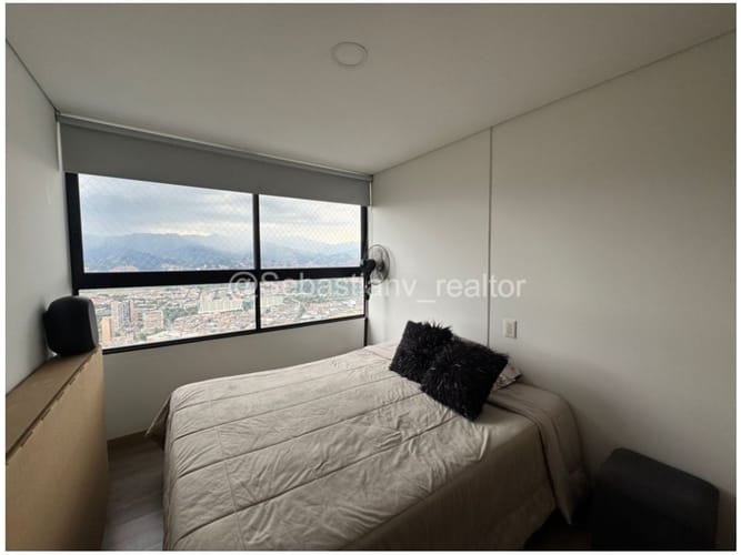 Apartamento de 3 alcobas en venta en El Poblado, Medellín, 88 m² · foto 17 de 21
