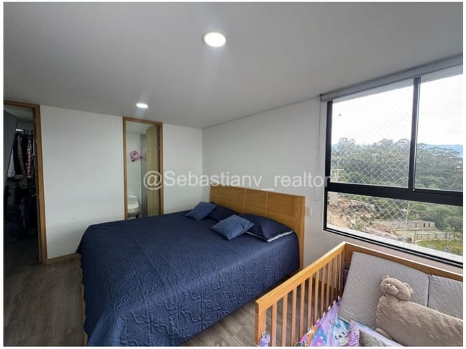 Apartamento de 3 alcobas en venta en El Poblado, Medellín, 88 m² · foto 20 de 21