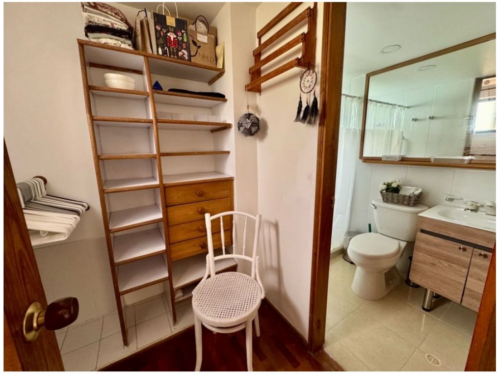 Apartamento en venta en El Poblado, Medellín · foto 8 de 22