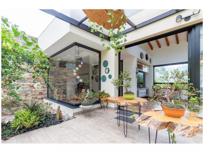 Casa de 3 alcobas en venta en Escobero, Envigado, 1707 m² · foto 18 de 19