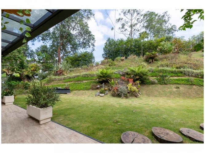 Casa de 3 alcobas en venta en Escobero, Envigado, 1707 m² · foto 19 de 19