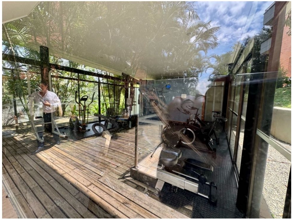 Apartamento en venta en El Poblado, Medellín · foto 18 de 22