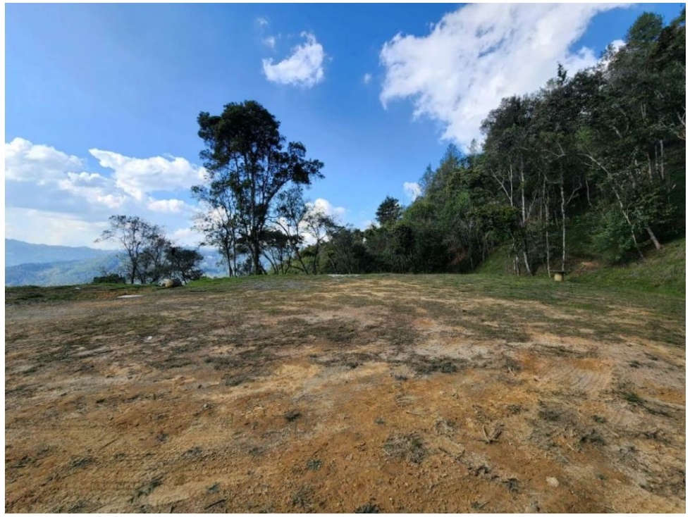 Bild 2 för fastigheten som annonseras i Medellín