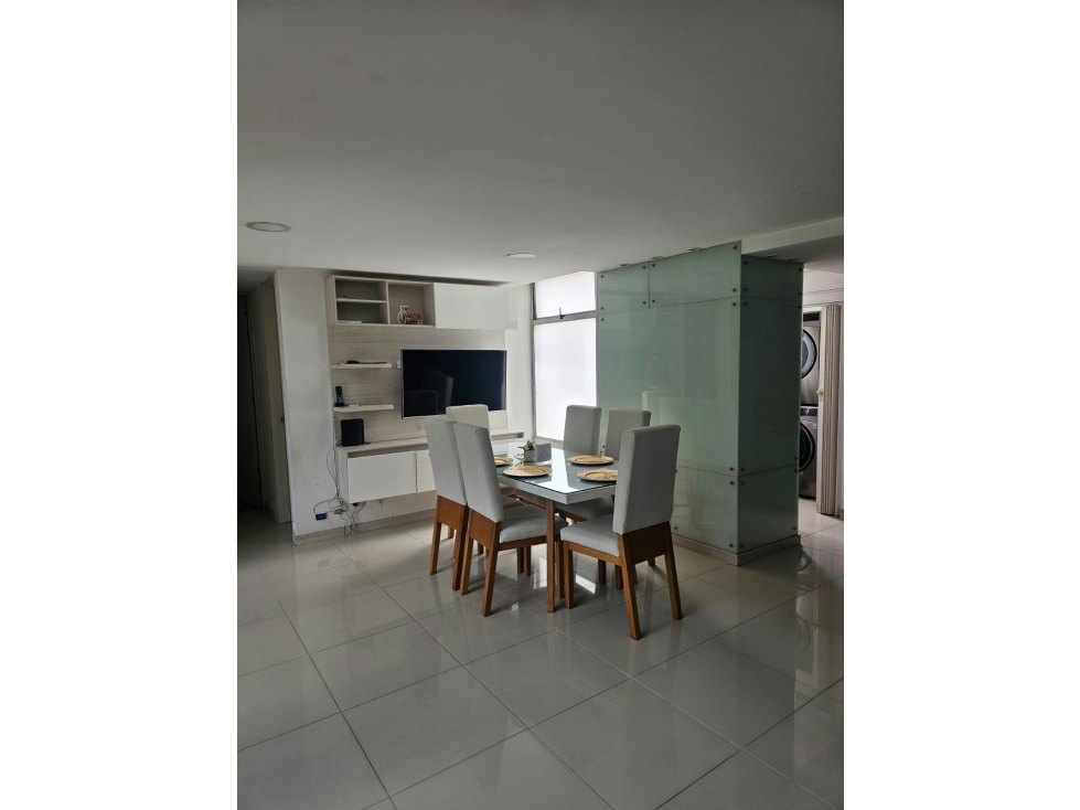 Apartamento en venta en El Poblado, Medellín · foto 6 de 11