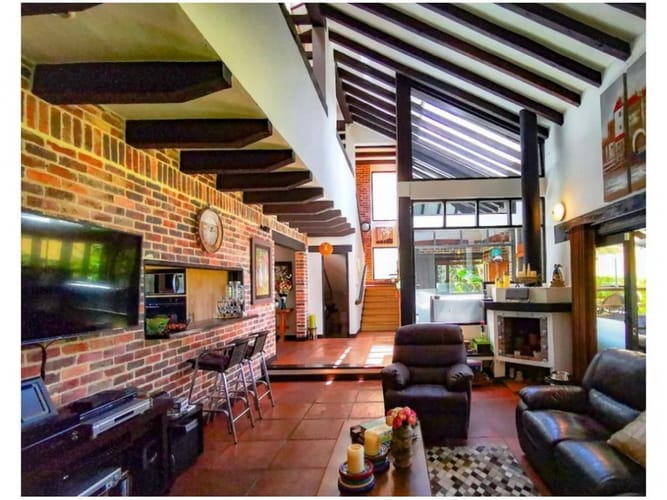 Casa de 4 alcobas en venta en Llano Grande, Rionegro, 1400 m² · foto 10 de 22