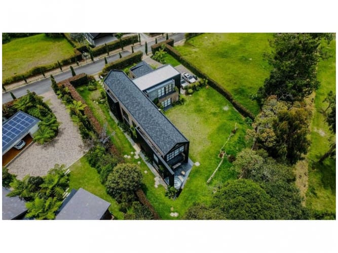 Casa de 3 alcobas en venta en Pantanillo, Envigado, 1614 m² · foto 5 de 24